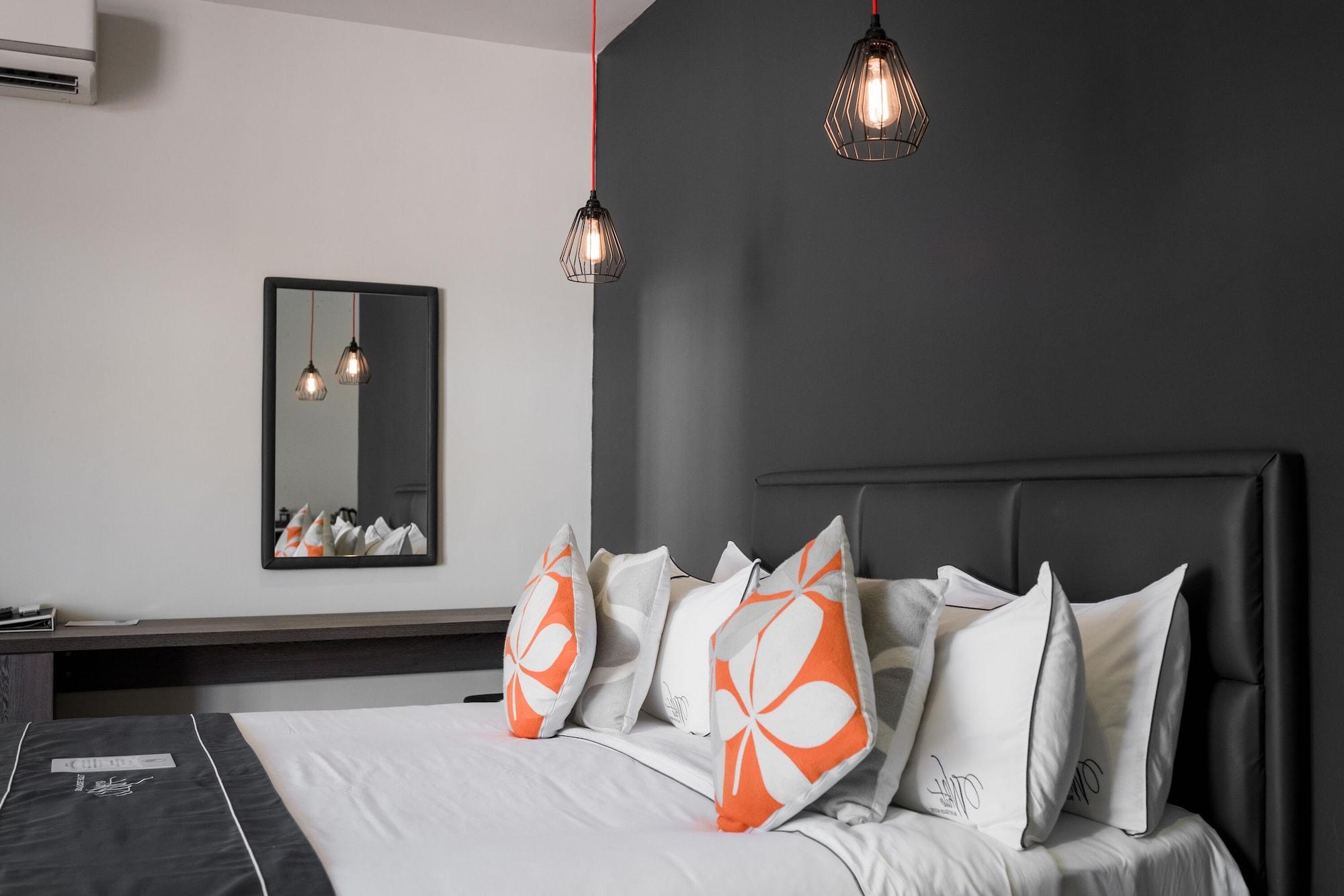 White Boutique Hotel&Residences Sihanoukville Exterior foto