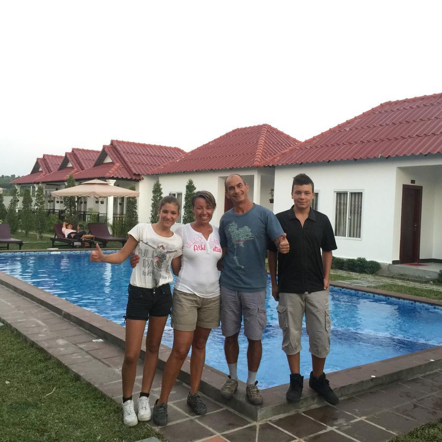 White Boutique Hotel&Residences Sihanoukville Exterior foto